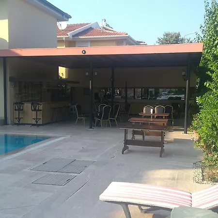 Palmeras Hotel Çamyuva