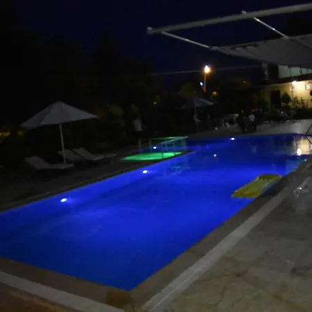 Palmeras Hotel 2*